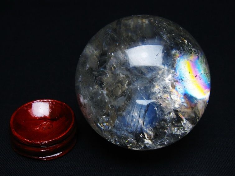 水晶 丸玉 虹入り 64mm スフィア 置物 水晶玉 一点物 151-8806