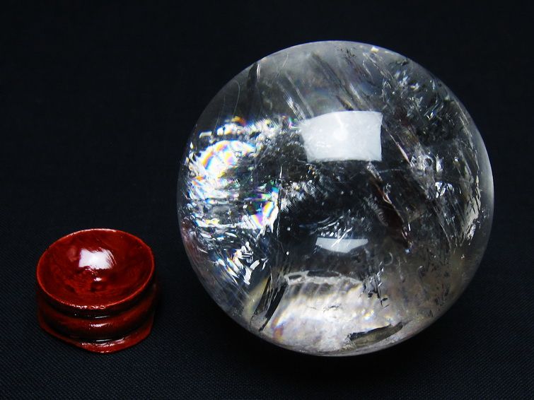 水晶 丸玉 虹入り 57mm スフィア 置物 水晶玉 一点物 151-8831