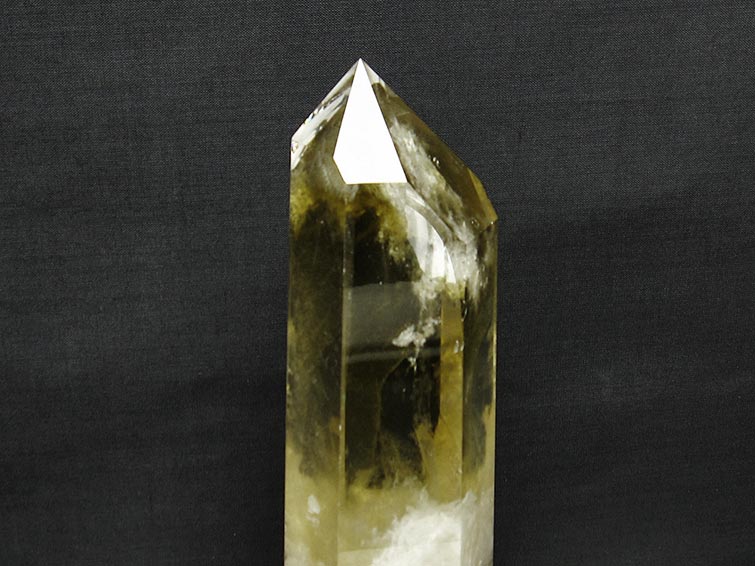 シトリン 六角柱 シトリンクォーツ 台座付属 一点物 152-2890