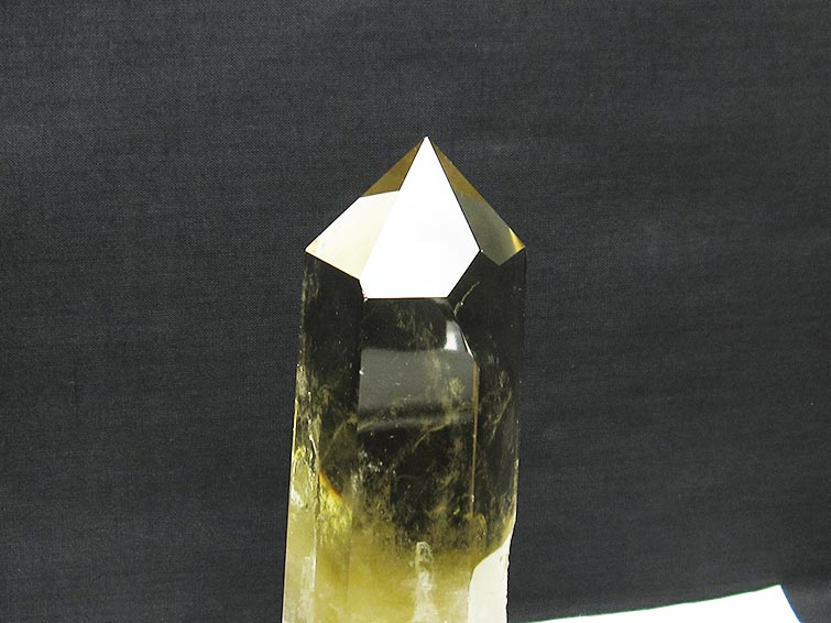 シトリン 六角柱 シトリンクォーツ 台座付属 一点物 152-2932