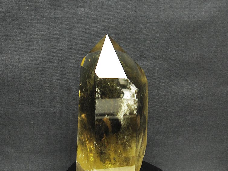 シトリン 六角柱 シトリンクォーツ 台座付属 一点物 152-2933