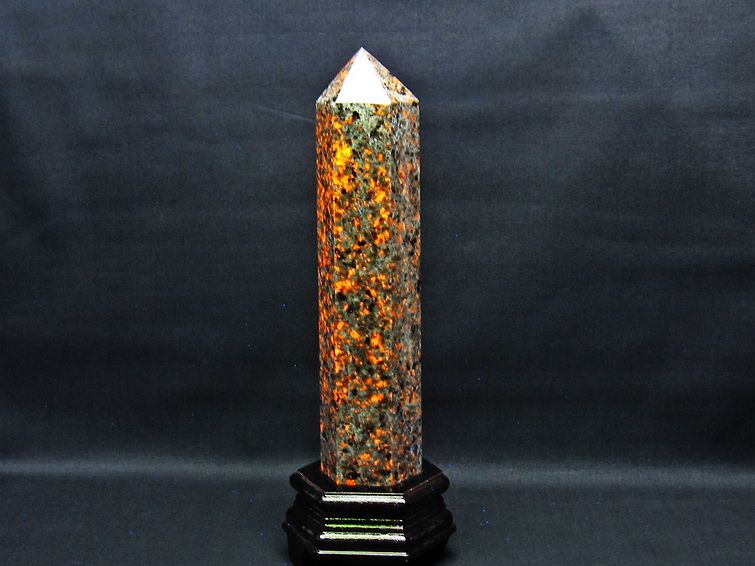 1.3Kg ユーパーライト 六角柱 台座付属 一点物 152-2994