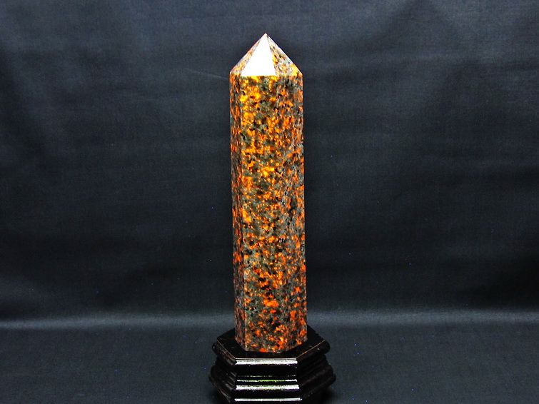 1.3Kg ユーパーライト 六角柱 台座付属 一点物 152-2997