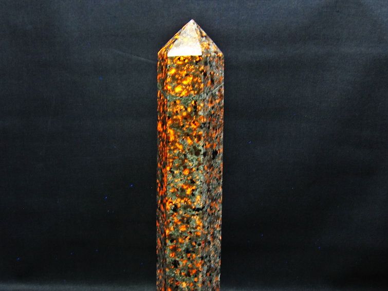 1.2Kg ユーパーライト 六角柱 台座付属 一点物 152-3001