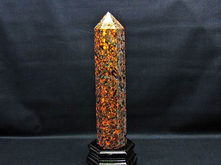 1.2Kg ユーパーライト 六角柱 台座付属 一点物 152-3006
