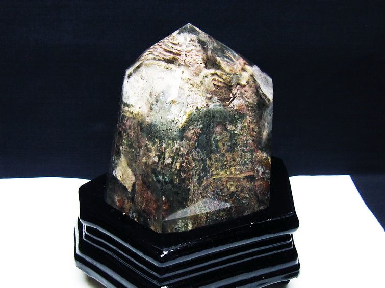1Kg グリーンファントム 六角柱 台座付属 一点物 152-3849
