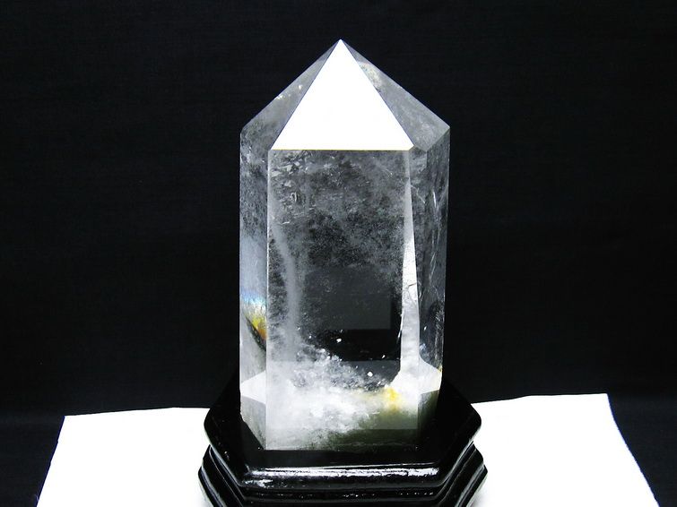 1.9Kg グリーンファントム 六角柱 台座付属 一点物 152-3886