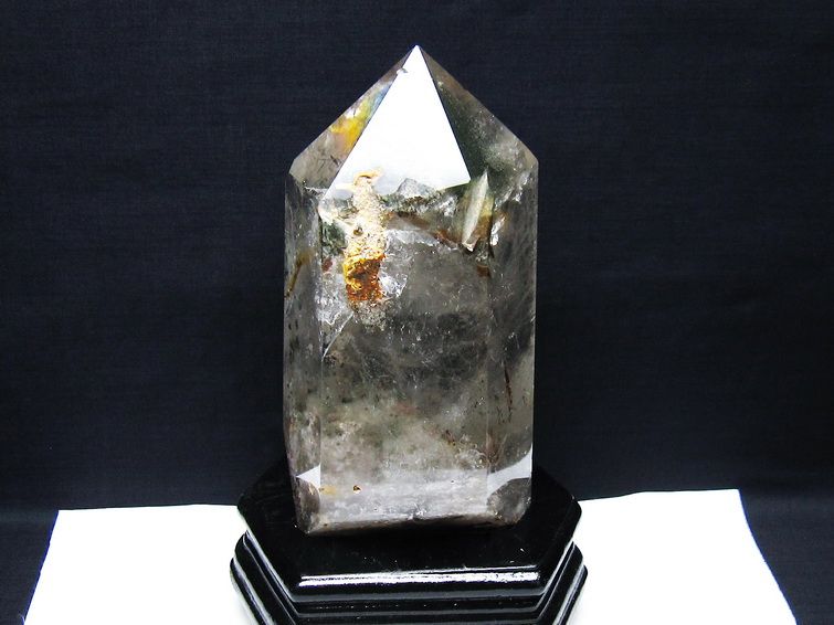 1.7Kg グリーンファントム 六角柱 台座付属 一点物 152-3887