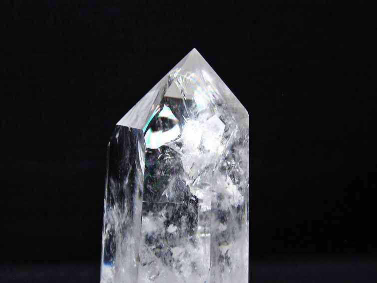 水晶 六角柱 虹入り 水晶 ポイント 台座付属 置物 原石 一点物 152-4503