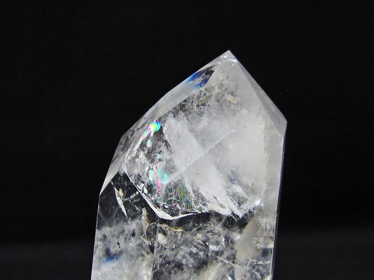 水晶 六角柱 虹入り 水晶 ポイント 台座付属 置物 原石 一点物 152-4511