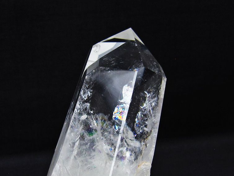 水晶 六角柱 虹入り 水晶 ポイント 台座付属 置物 原石 一点物 152-4515