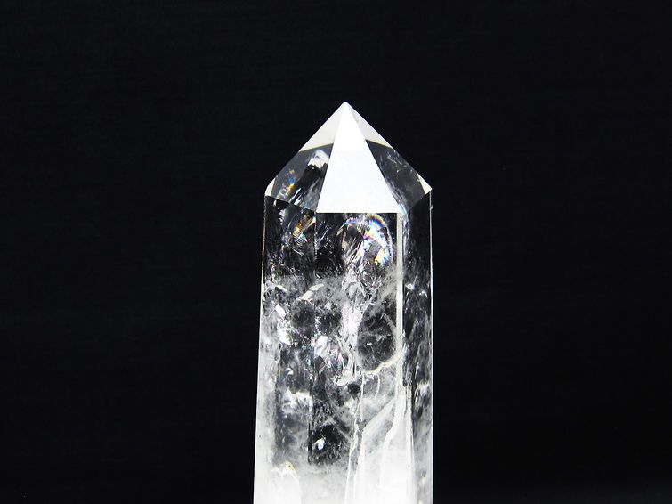 水晶 六角柱 虹入り 水晶 ポイント 台座付属 置物 原石 一点物 152-4520