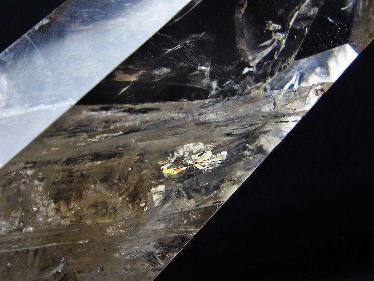 水晶 六角柱 虹入り 水晶 ポイント 台座付属 置物 原石 一点物 152-4530