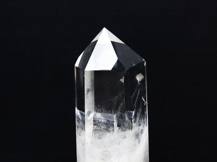 水晶 六角柱 水晶 ポイント 台座付属 置物 原石 一点物 152-4581