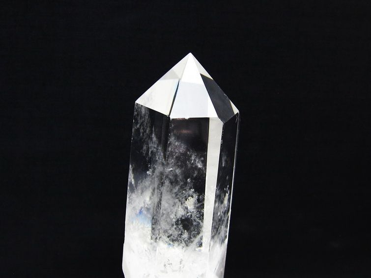水晶 六角柱 水晶 ポイント 原石 置物 台座付属 一点物 152-4601