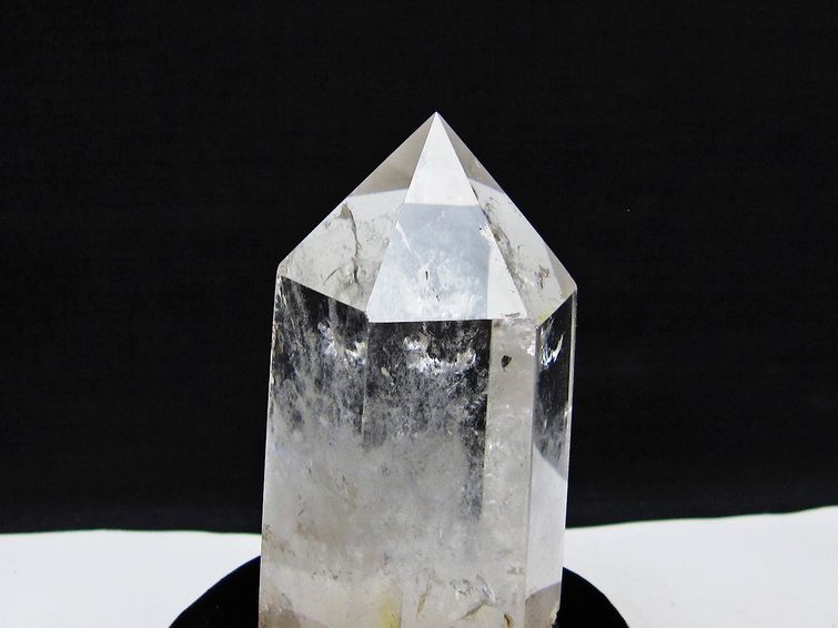 水晶 六角柱 水晶 ポイント 原石 置物 台座付属 一点物 152-4609