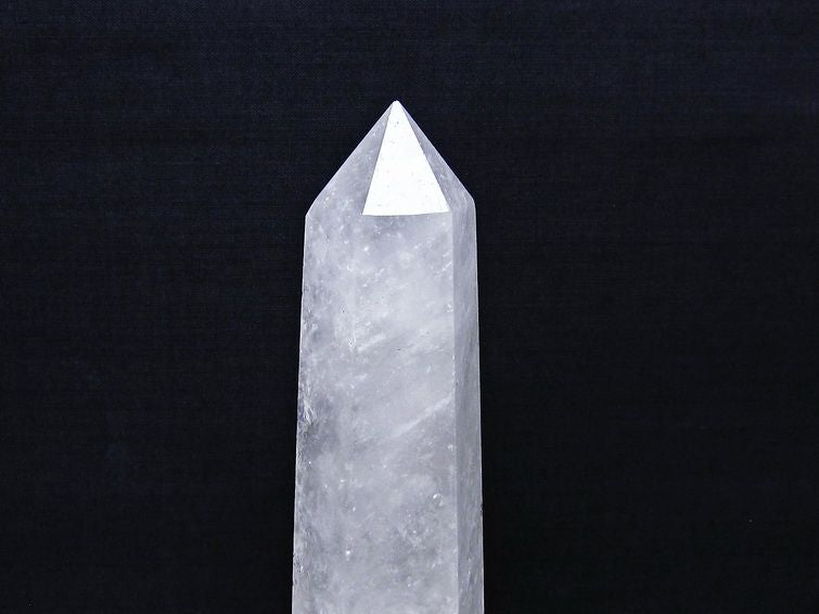 水晶 六角柱 水晶 ポイント 原石 置物 台座付属 一点物 152-4666