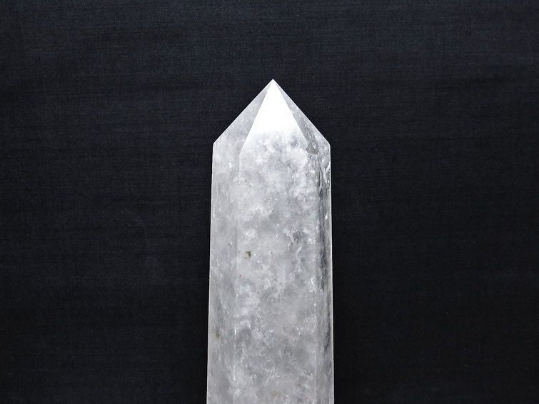 水晶 六角柱 水晶 ポイント 原石 置物 台座付属 一点物 152-4682