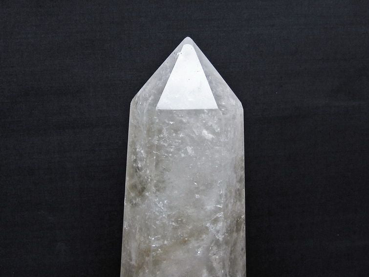 1.6Kg 水晶 六角柱 水晶 ポイント 原石 置物 台座付属 一点物 152-4725