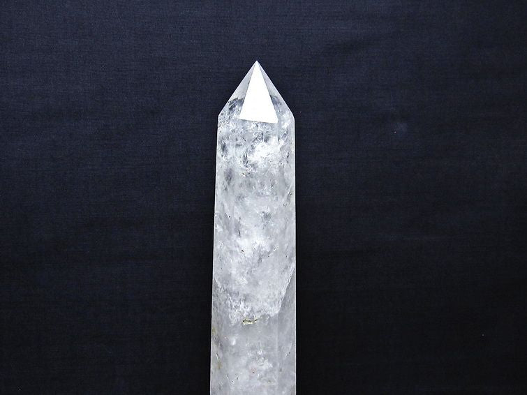 1.2Kg 水晶 六角柱 水晶 ポイント 原石 置物 台座付属 一点物 152-4730
