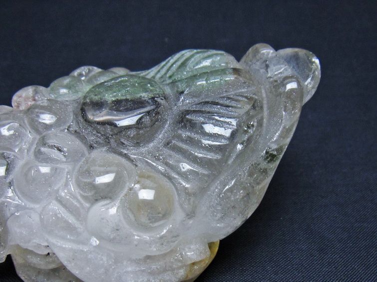 水晶 手彫り-卓上置物-キンセン-金蟾 ガーデンクォーツ 一点物 154-116