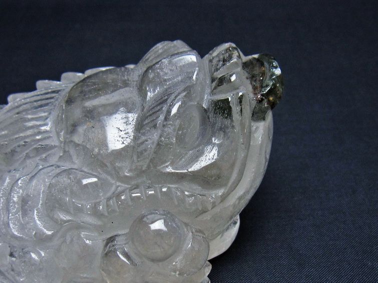 水晶 手彫り-卓上置物-キンセン-金蟾 ガーデンクォーツ 一点物 154-127