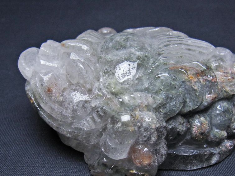 水晶 手彫り-卓上置物-キンセン-金蟾 ガーデンクォーツ 一点物 154-80