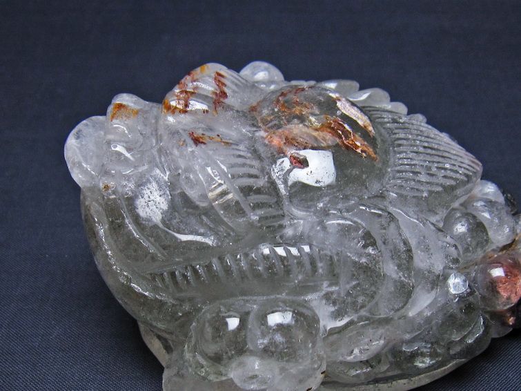 水晶 手彫り-卓上置物-キンセン-金蟾 ガーデンクォーツ 一点物 154-82