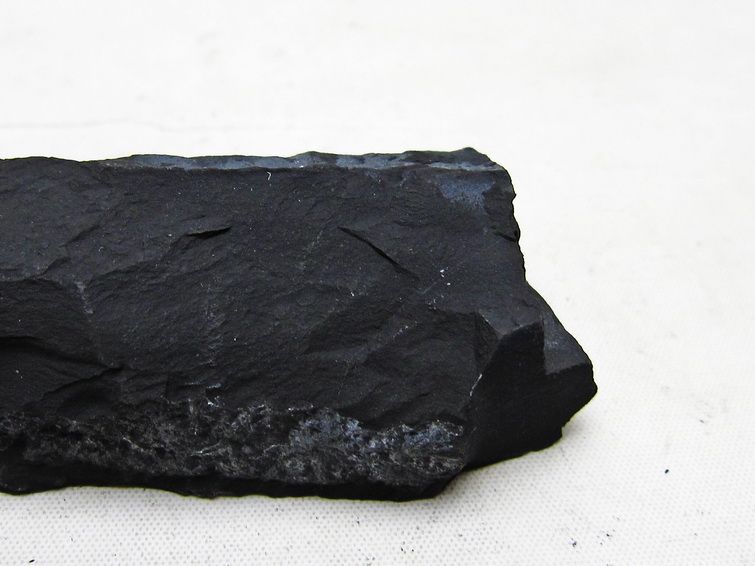 ブラックシリカ 原石 一点物 171-10620