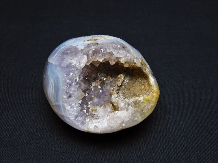 アゲート ジオード 原石 晶洞 一点物 171-4230