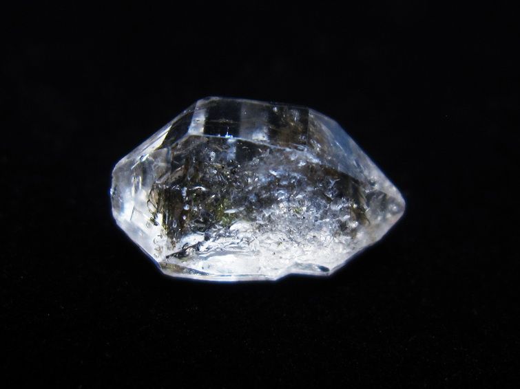 オイルインクォーツ 原石 石油入り 水晶 171-5158