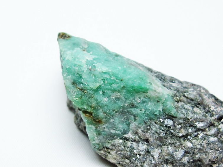 エメラルド 原石 一点物 171-5492