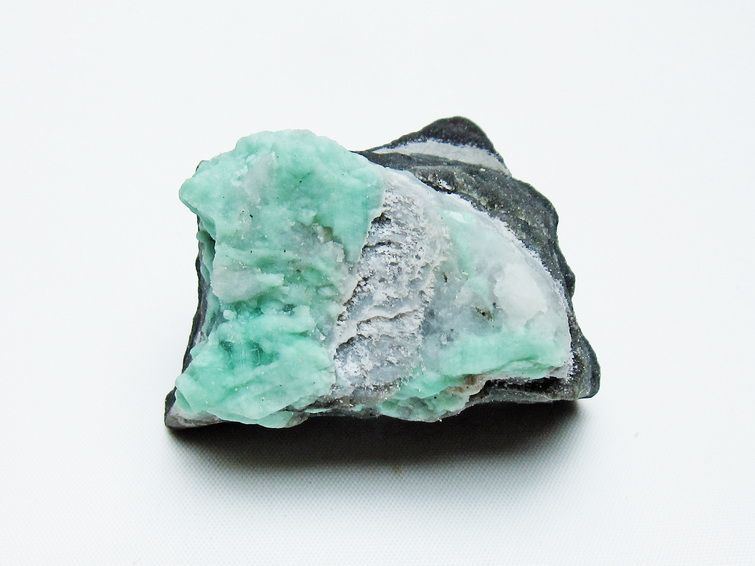 エメラルド 原石 一点物 171-5506