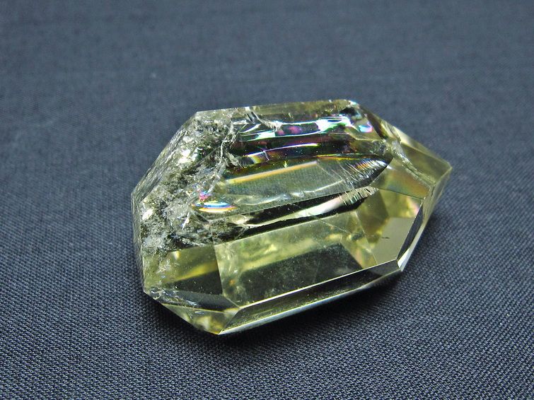 シトリンクォーツ 原石 虹入り アイリスクォーツ 一点物 171-5858