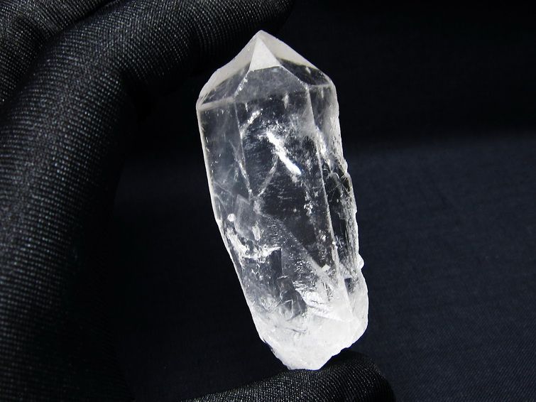 水晶 原石 アーカンソー産 一点物 171-7070