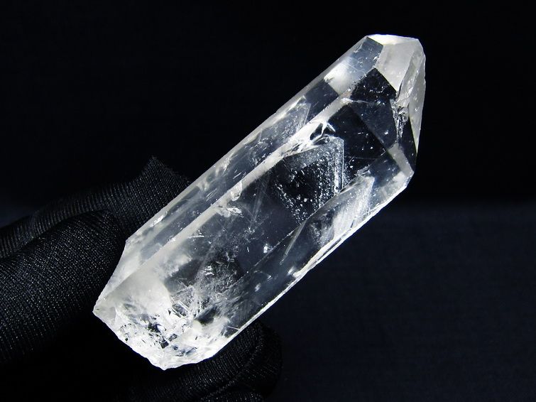 水晶 原石 アーカンソー産 一点物 171-7105