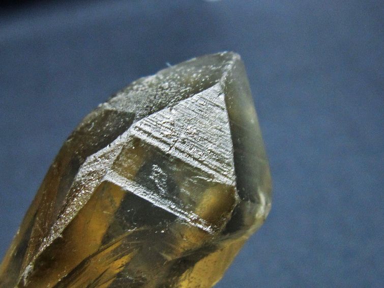 レムリアンシード スモーキークォーツ 原石 ブラジル ミナスジェライス州 コリント産 一点物 171-7393