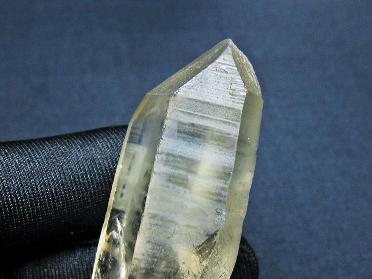 レムリアンシード スモーキークォーツ 原石 ブラジル ミナスジェライス州 コリント産 一点物 171-7440