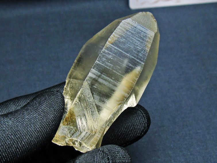 スモーキークォーツ 原石 ポイント レムリアンシード水晶 ブラジル ミナスジェライス州 コリント産 一点物 171-7453