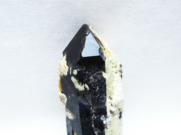 モリオン 黒水晶 原石 山東省産 一点物 171-9827