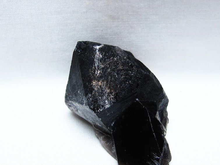 モリオン 黒水晶 原石 山東省産 一点物 171-9845