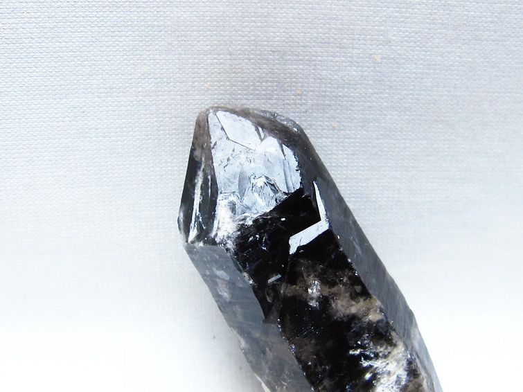モリオン 原石 山東省産 黒水晶 原石 一点物 171-9898