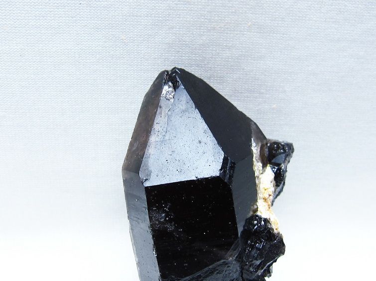黒水晶 原石 山東省産 モリオン 原石 一点物 171-9952