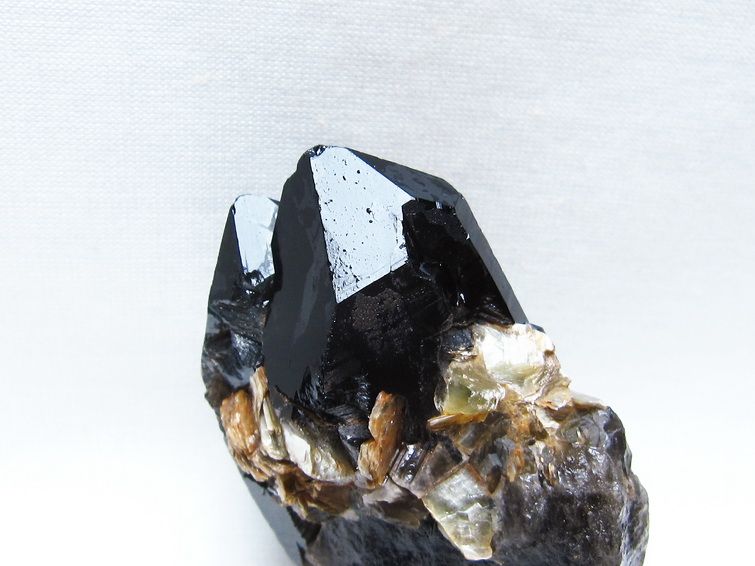 黒水晶 モリオン 原石 雲母入り 山東省産 一点物 171-9997