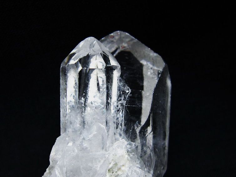 水晶 クラスター 原石 アーカンソー産 一点物 172-3570