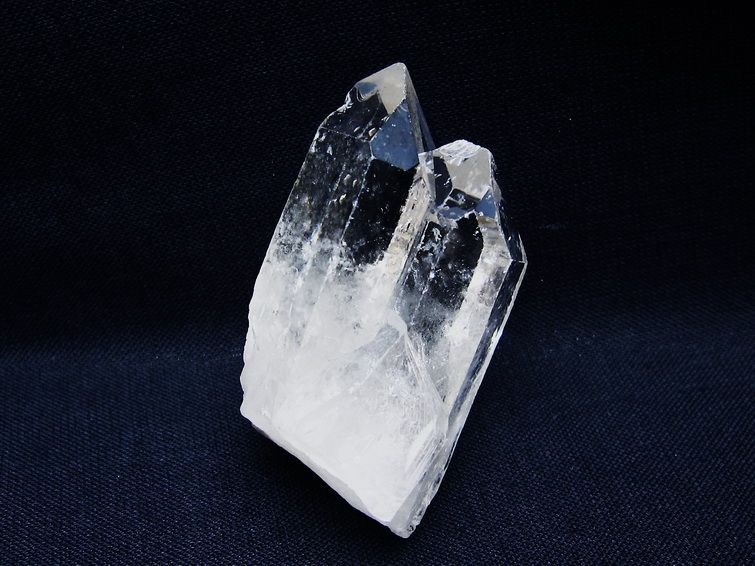 水晶 クラスター 原石 アーカンソー産 一点物 172-3575