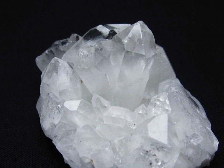 水晶 クラスター 原石 アーカンソー産 一点物 172-3673