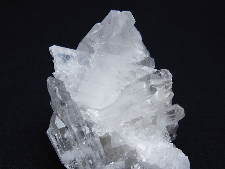 水晶 クラスター 原石 アーカンソー産 一点物 172-3716