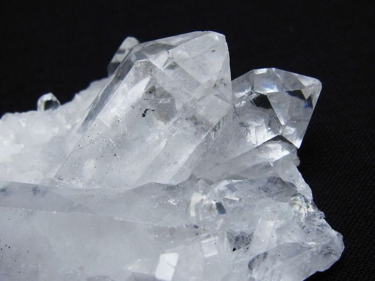 水晶 クラスター 原石 アーカンソー産 一点物 172-3775