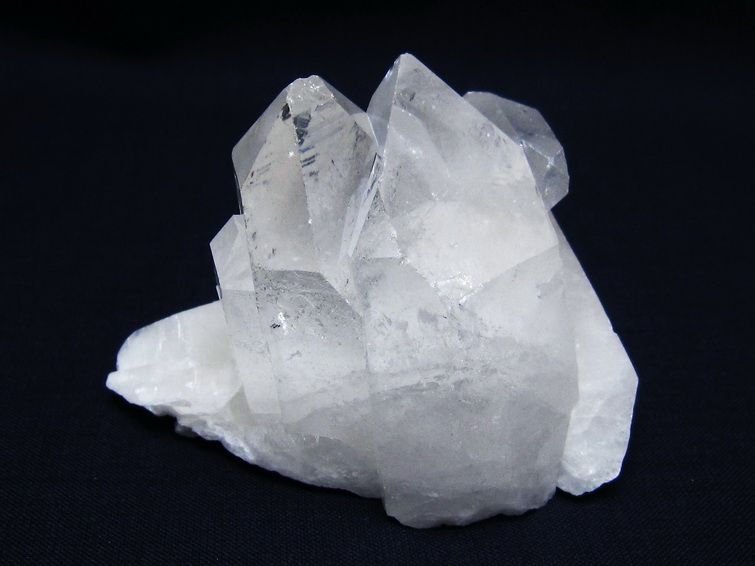 水晶 クラスター 原石 アーカンソー産 一点物 172-3827